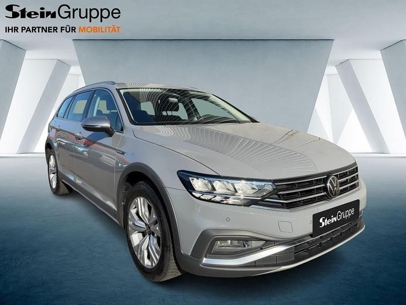 Gebraucht VW Passat Alltrack 200 PS (147 kW) 2024 Grau Kombi