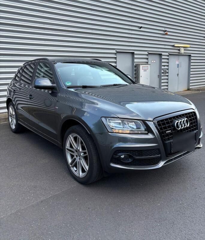 Grau Gebraucht 2010 Audi Q5 S-Line SUV | 7.790 € (Superpreis) - Bild 1/4