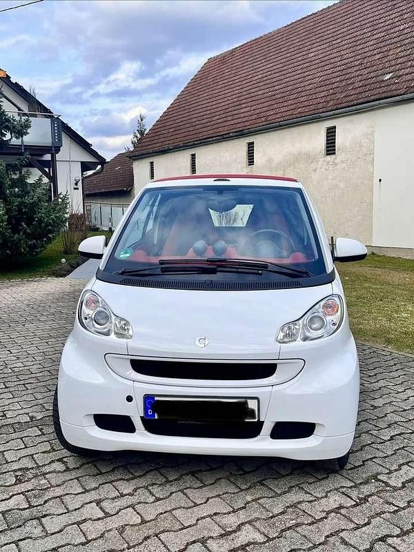 Gebraucht Smart ForTwo Cabrio 84 PS (61 kW) 2012 Weiß Cabrio