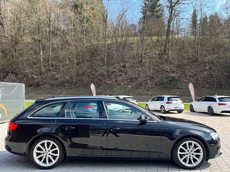 Gebraucht Audi A4 Ambition 150 PS (110 kW) 2014 Schwarz Kombi