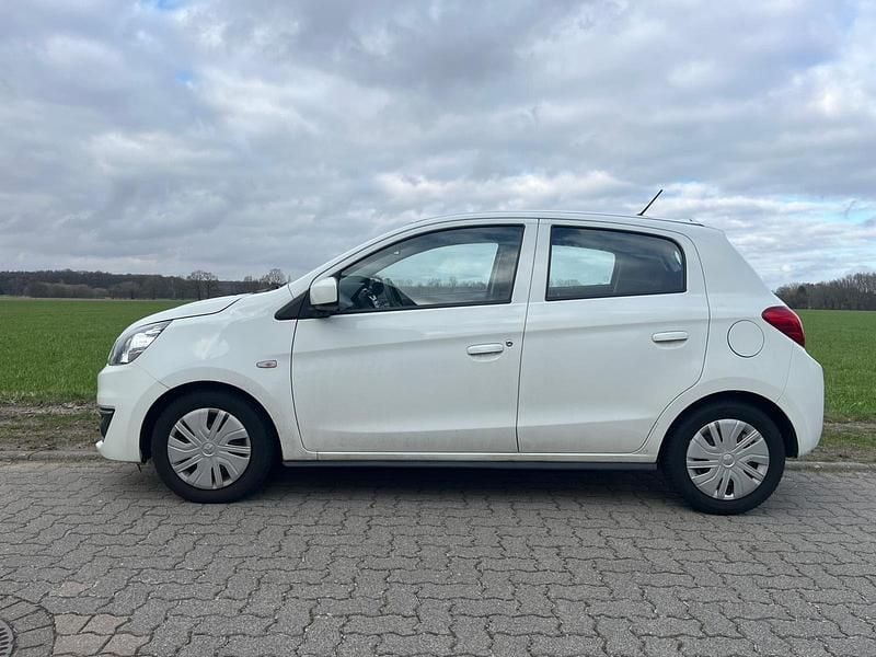 Gebraucht Mitsubishi Space Star Active 71 PS (52 kW) 2017 Weiß Kleinwagen