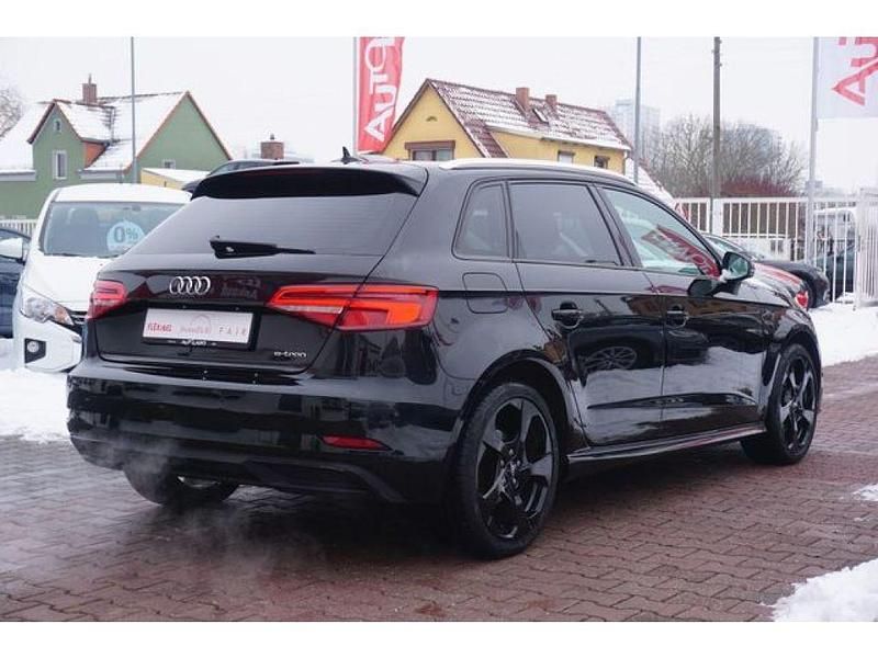 Gebraucht Audi A3 S-Line 204 PS (150 kW) 2020 Nanograu (metallic) Limousine