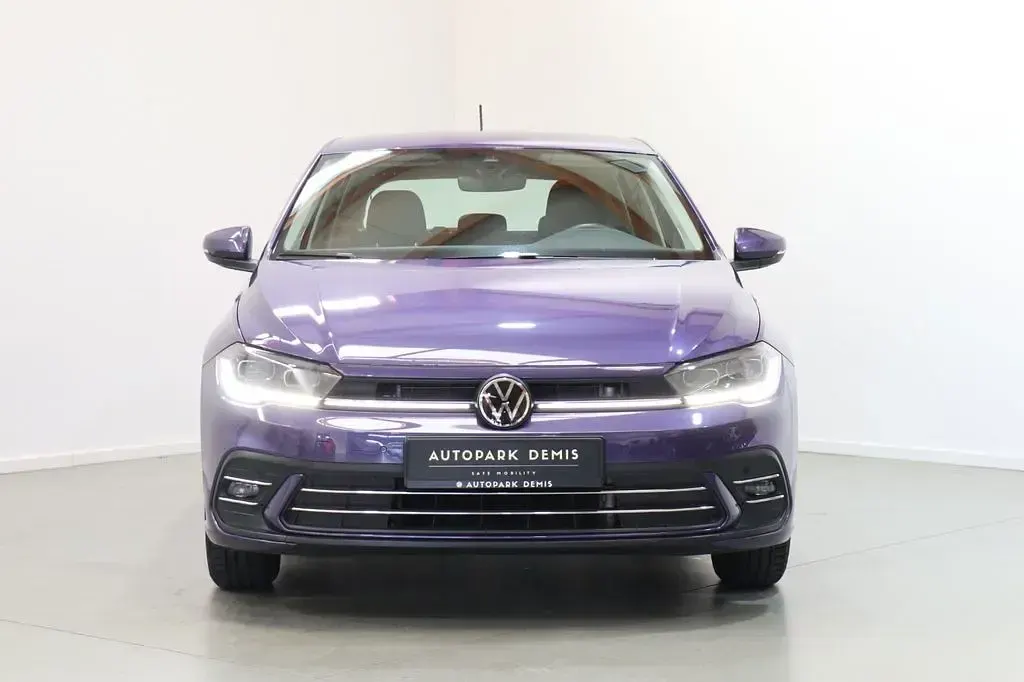 Gebraucht VW Polo IQ Drive 95 PS (69 kW) 2022 Vibrant violet metallic Kleinwagen