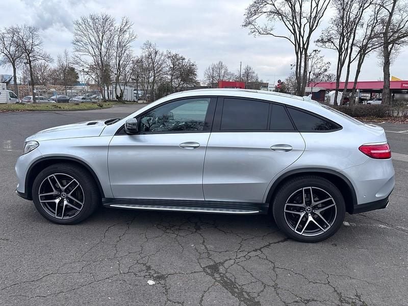 Gebraucht Mercedes GLE350 AMG line 258 PS (189 kW) 2019 Silber Coupé