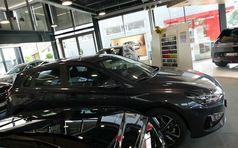 Gebraucht Hyundai i30 Trend 160 PS (117 kW) 2024 Grau Limousine