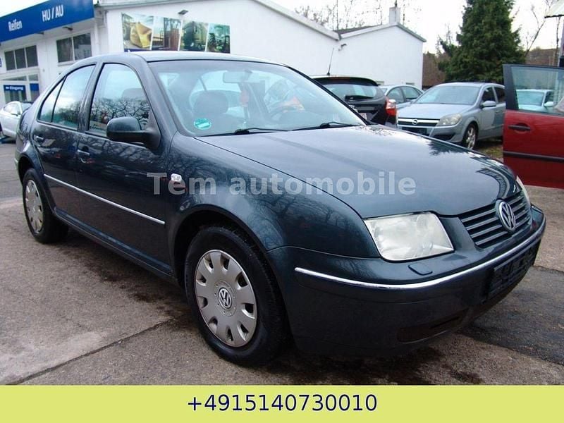 Second-hand VW Bora Pacific 105 CP (77 kW) 2003 Albastru Berlinǎ