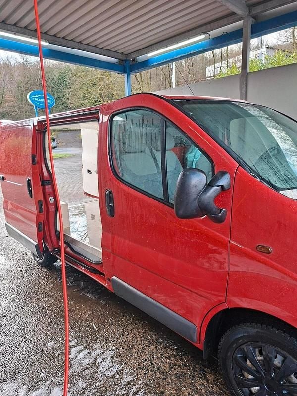 Gebraucht Opel Vivaro 101 PS (74 kW) 2004 Rot Van / Kleinbus