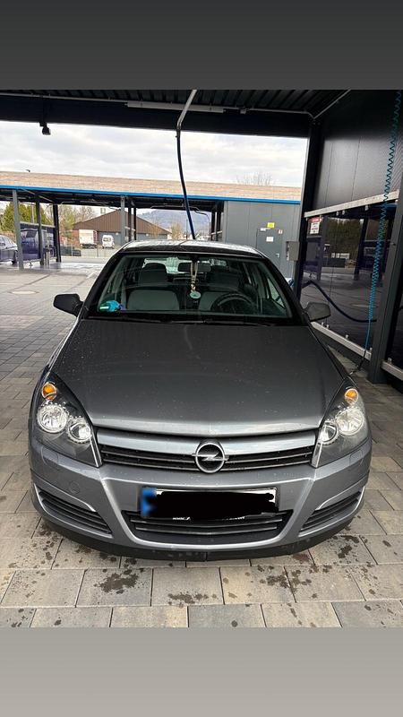 Gebraucht Opel Astra 105 PS (77 kW) 2005 Grau Kleinwagen