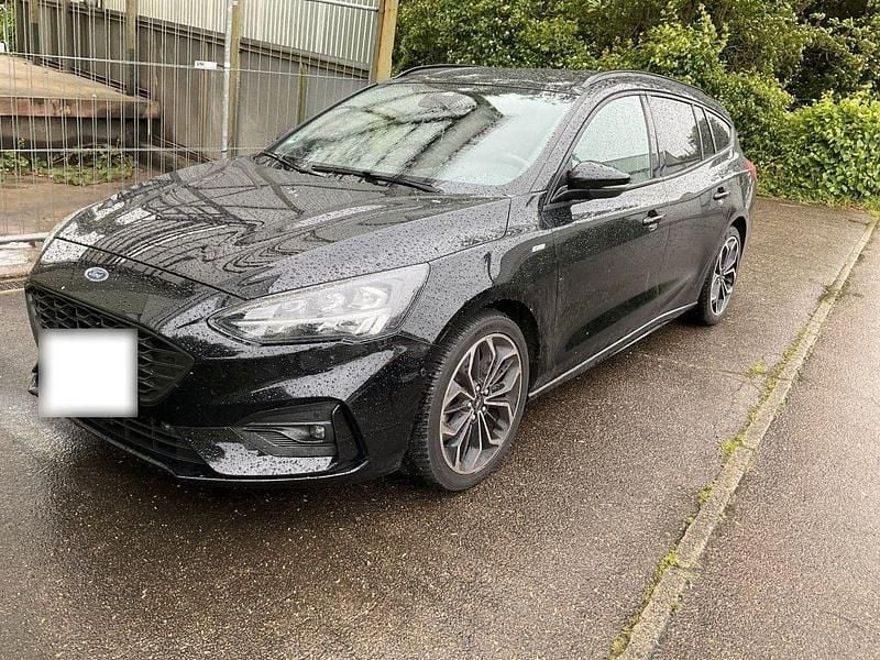 Gebraucht Ford Focus ST-Line 125 PS (91 kW) 2019 Schwarz Kombi