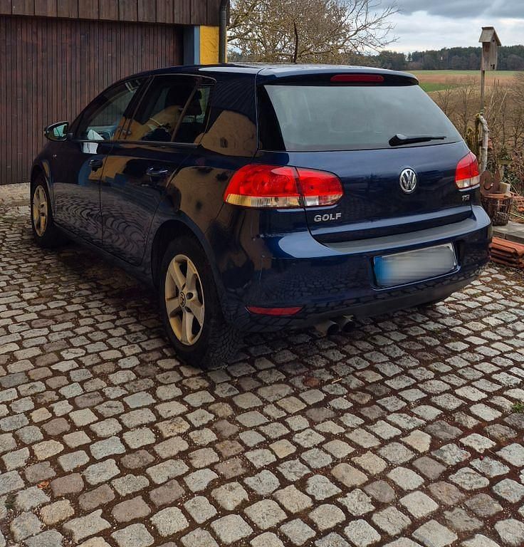 Gebraucht VW Golf VII Match 122 PS (89 kW) 2012 Blau Limousine