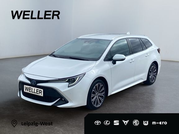 Weiss Gebraucht 2022 Toyota Corolla Team Kombi | 22.990 € (Guter Preis) - Bild 1/3