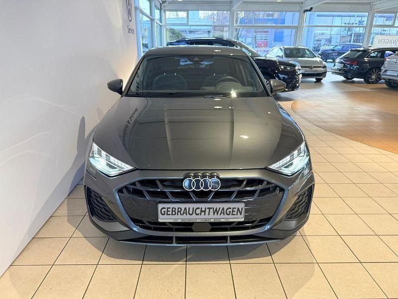 Gebraucht Audi A3 S-Line 150 PS (110 kW) 2025 Daytonagrau perleffekt (metallic) Limousine