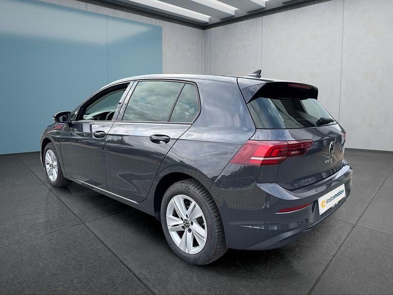 Gebraucht VW Golf VIII 116 PS (85 kW) 2024 Grau Kleinwagen