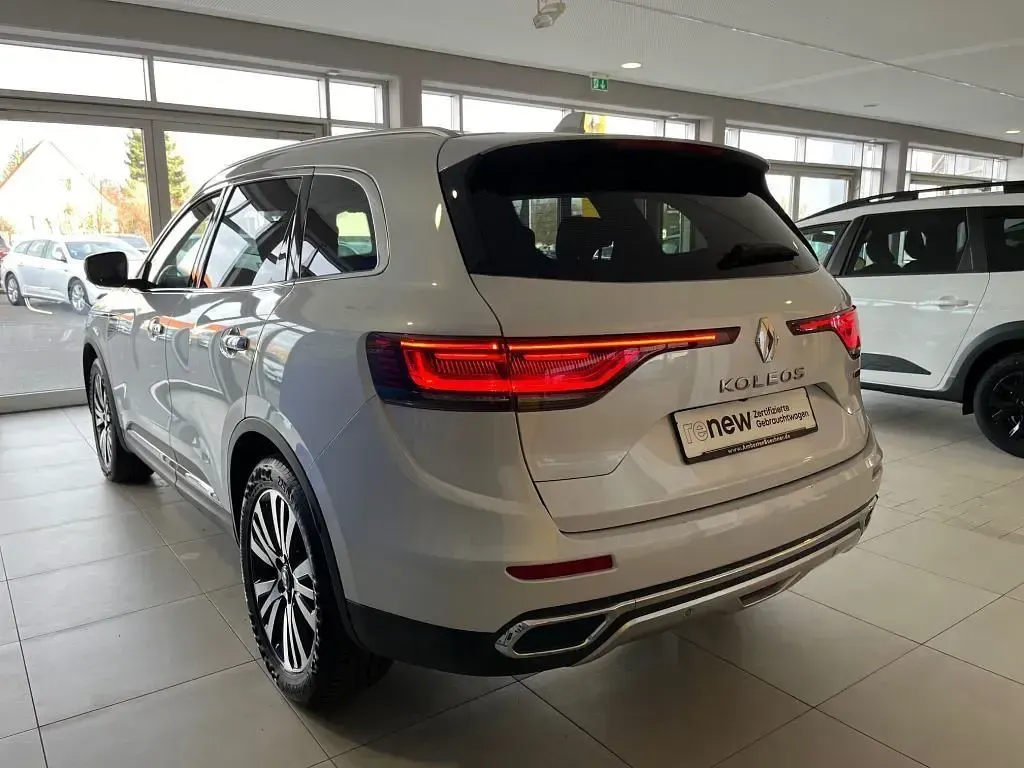 Używany Renault Koleos Initiale Paris 184 KM (135 kW) 2022 Biały SUV