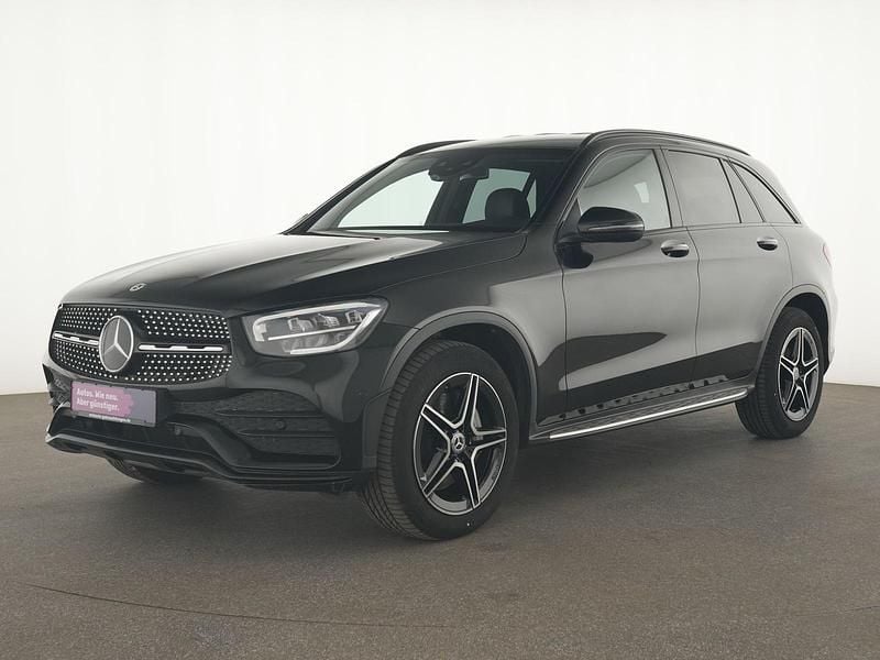 Schwarz Gebraucht 2022 Mercedes GLC220 AMG line SUV | 40.295 € (Fairer Preis) - Bild 1/4