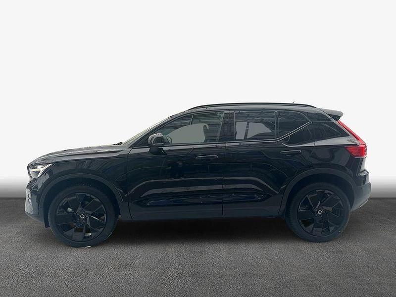 Gebraucht Volvo XC40 Plus 163 PS (119 kW) 2026 Schwarz SUV