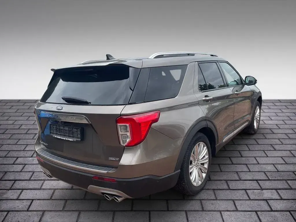 Gebraucht Ford Explorer Platinum 457 PS (336 kW) 2021 Grau / concrete grau (metallic) SUV