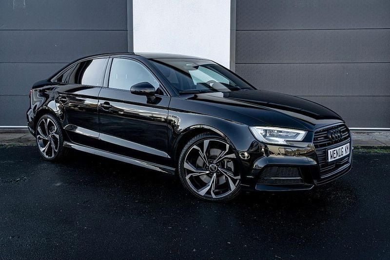 Schwarz Gebraucht 2021 Audi A3 S-Line Limousine | 24.500 € (Superpreis) - Bild 1/4