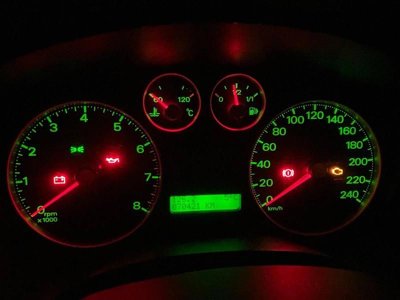 Gebraucht Ford Focus 116 PS (85 kW) 2003 Silber Kombi