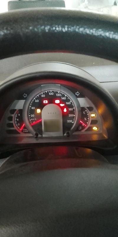 Occasion VW Fox 60 PK (44 kW) 2006 Rood Hatchback