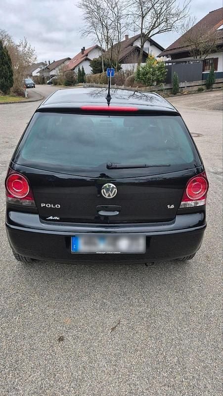 Gebraucht VW Polo Trendline 80 PS (58 kW) 2009 Schwarz Kleinwagen