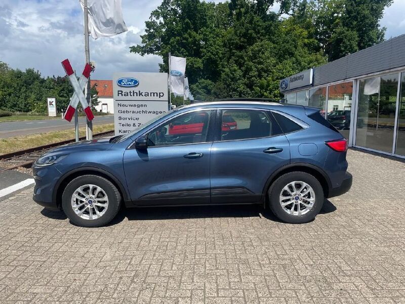 Gebraucht Ford Kuga Titanium 120 PS (88 kW) 2021 Chromablau metallic SUV