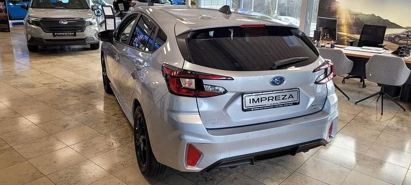 Gebraucht Subaru Impreza Trend 136 PS (100 kW) 2026 Ice silver (m) Kleinwagen