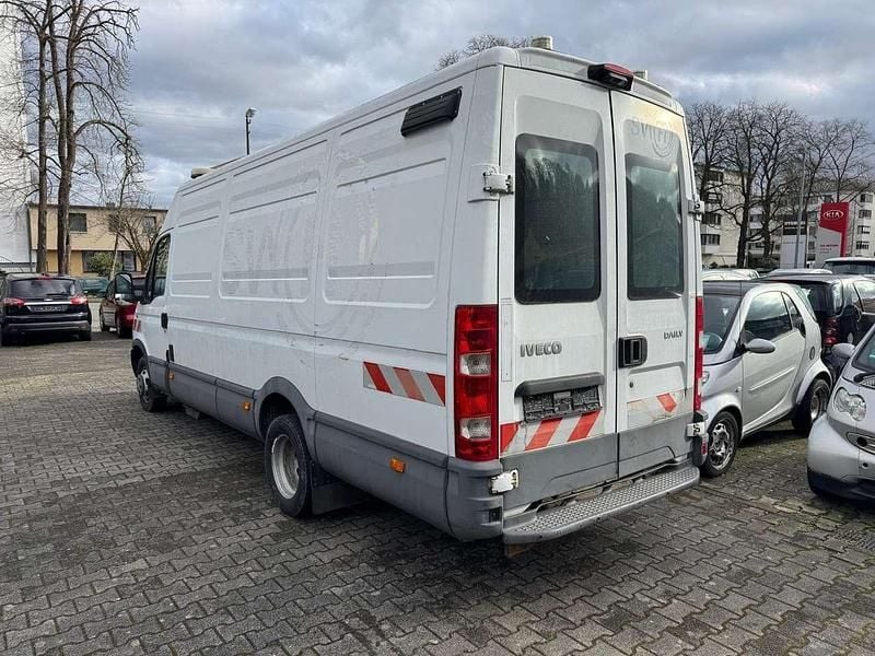 Gebraucht Iveco Daily 136 PS (100 kW) 2012 Weiß Van / Kleinbus