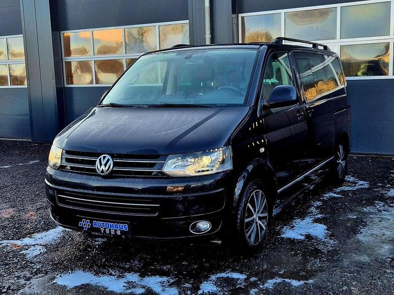 Second-hand VW T5 Highline 179 CP (131 kW) 2015 Negru Van