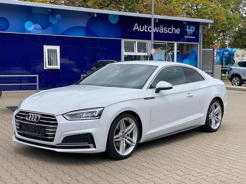 Gletscherweiß metallic Gebraucht 2017 Audi A5 S-Line Coupé | 16.990 € (Superpreis) - Bild 1/4