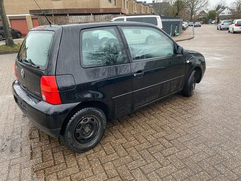 Gebraucht VW Lupo 60 PS (44 kW) 2002 Schwarz Kleinwagen