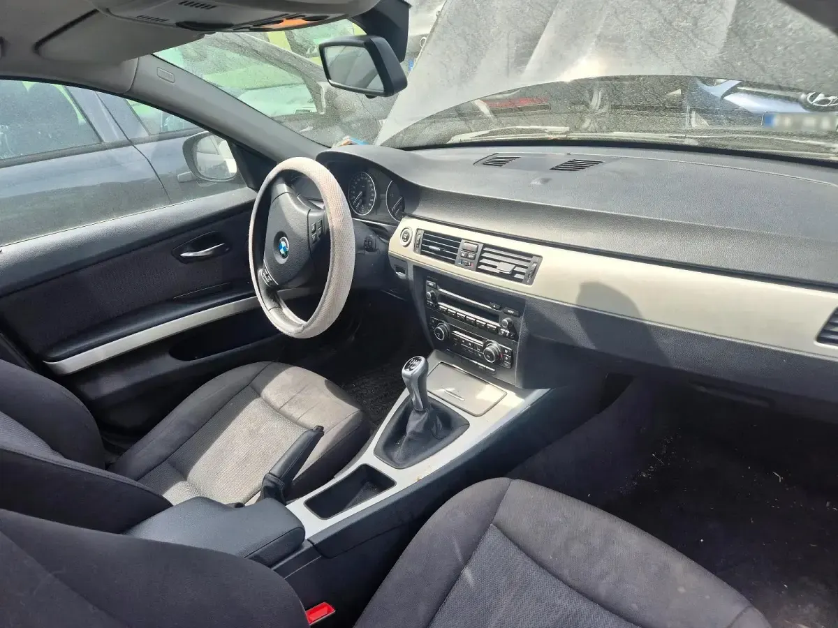 Second-hand BMW X3 143 CP (105 kW) 2011 Negru SUV