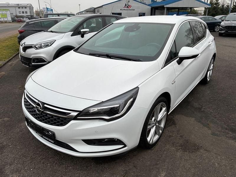 Gebraucht Opel Astra Active 136 PS (100 kW) 2017 Weiß Limousine