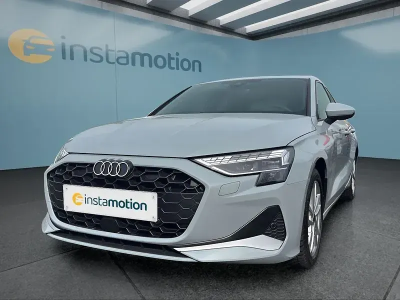 Używany Audi A3 150 KM (110 kW) 2025 Szary Sedan/Limuzyna