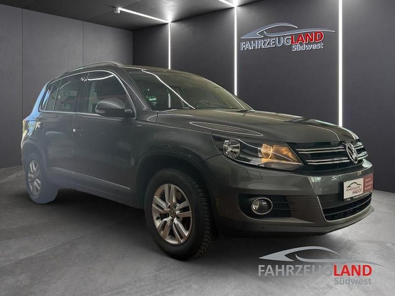 Gebraucht VW Tiguan Sportline 140 PS (102 kW) 2014 Grau SUV