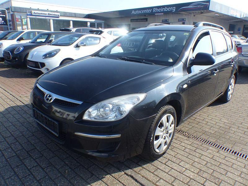 Schwarz Gebraucht 2009 Hyundai i30 Edition+ Kombi | 2.700 € (Teuer) - Bild 1/4