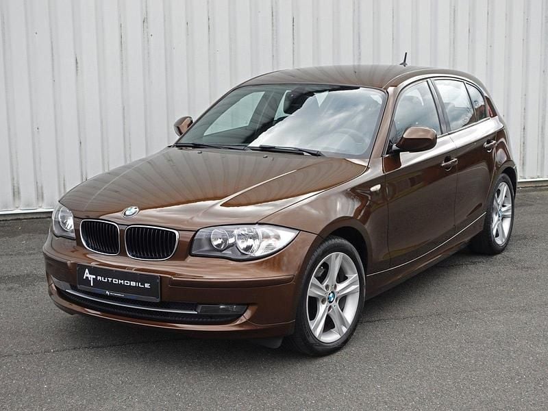Gebraucht BMW 118 Shadowline 143 PS (105 kW) 2010 Braun Kleinwagen