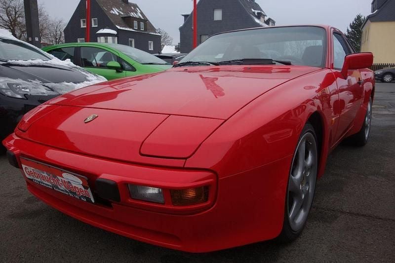 Gebraucht Porsche 944 163 PS (119 kW) 1985 Rot Coupé