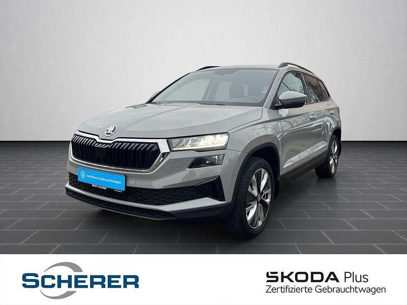 Stahlgrau Gebraucht 2022 Skoda Karoq Style SUV | 24.460 € (Fairer Preis) - Bild 1/4