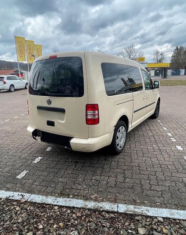 Gebraucht VW Caddy Maxi 140 PS (102 kW) 2015 Beige Van / Kleinbus
