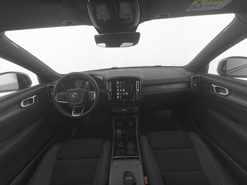 Gebraucht Volvo EX40 Ultra 185 kW (252 PS) 2025 Schwarz SUV