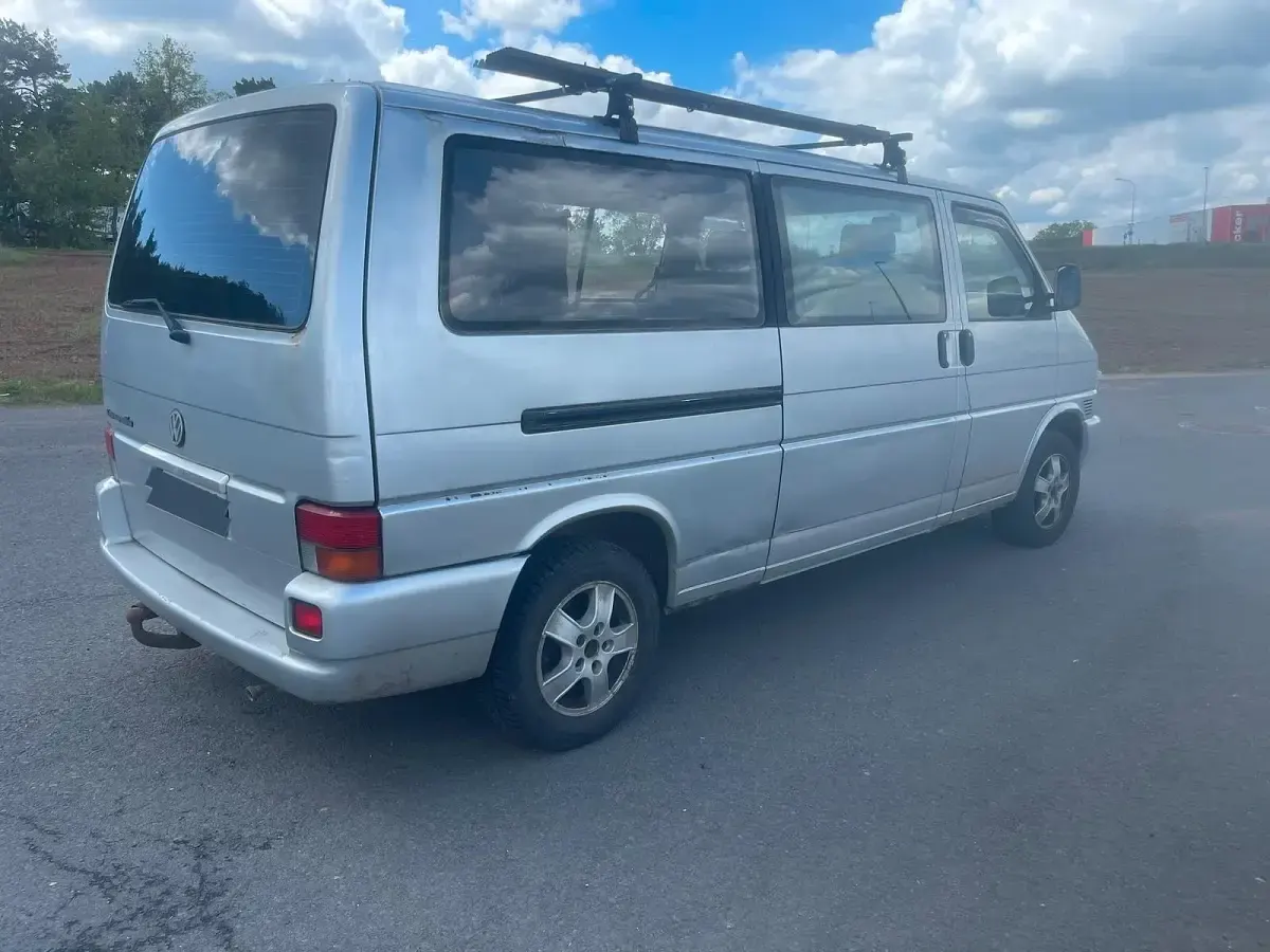Gebraucht VW T4 116 PS (85 kW) 2000 Grau Van