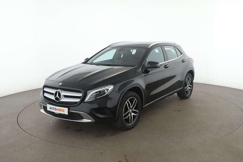 Gebraucht Mercedes GLA180 Urban 109 PS (80 kW) 2016 Schwarz SUV