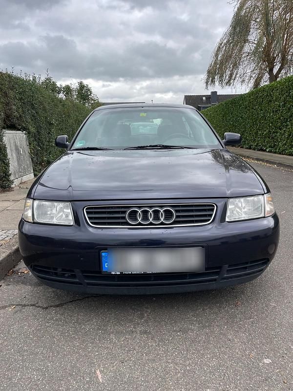 Blau Gebraucht 2000 Audi A3 Kleinwagen | 1.290 € (Fairer Preis) - Bild 1/4