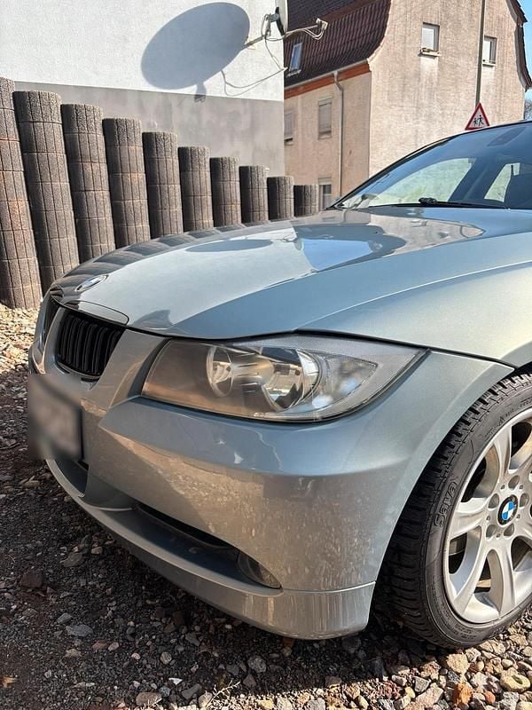 Gebraucht BMW 320 177 PS (130 kW) 2007 Andere farben Limousine