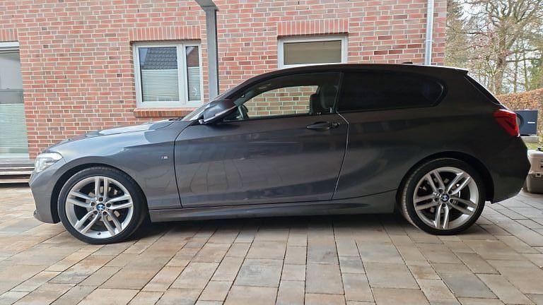 Gebraucht BMW 120 M Sport 190 PS (139 kW) 2015 Grau Kleinwagen