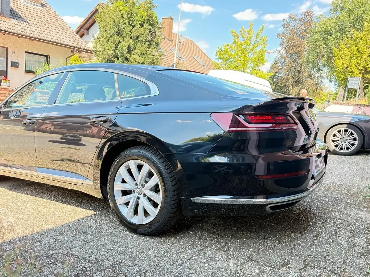 Gebraucht VW Arteon R-line 190 PS (139 kW) 2017 Schwarz Kleinwagen