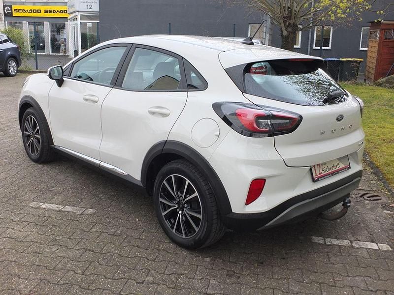 Gebraucht Ford Puma Titanium 125 PS (91 kW) 2021 Weiß SUV