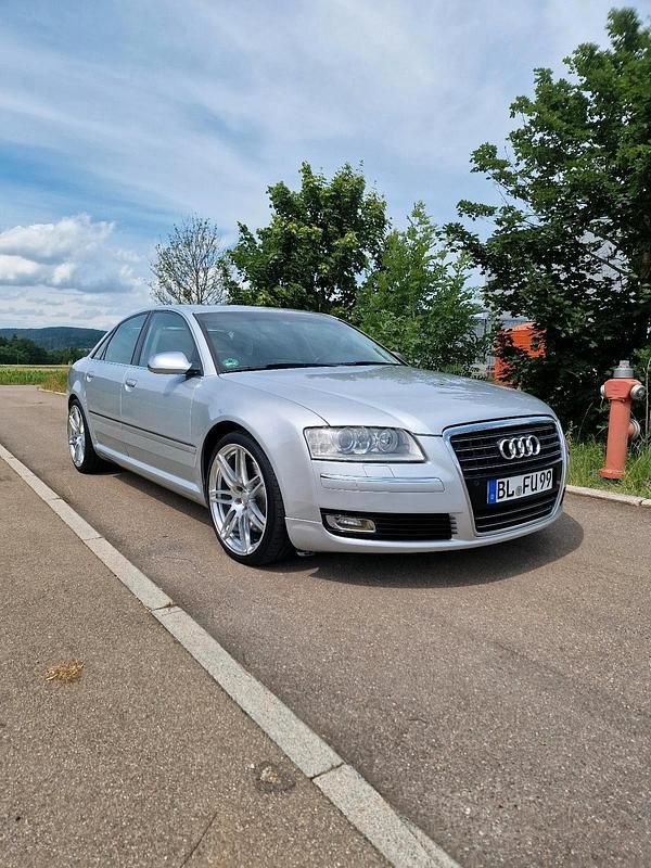 Silber Gebraucht 2008 Audi A8 Limousine | 7.350 € (Superpreis) - Bild 1/4