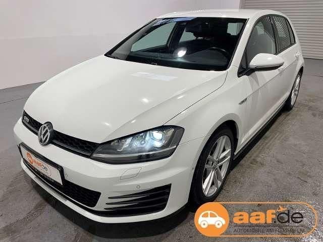 Weiß Gebraucht 2015 VW Golf VII GTD Limousine | 12.250 € (Guter Preis) - Bild 1/4